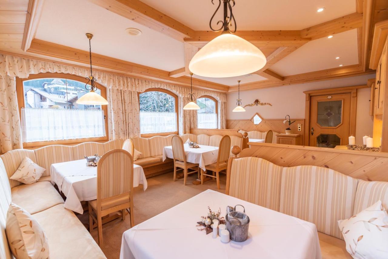 Hotel Garni Apart Tina Ischgl Buitenkant foto