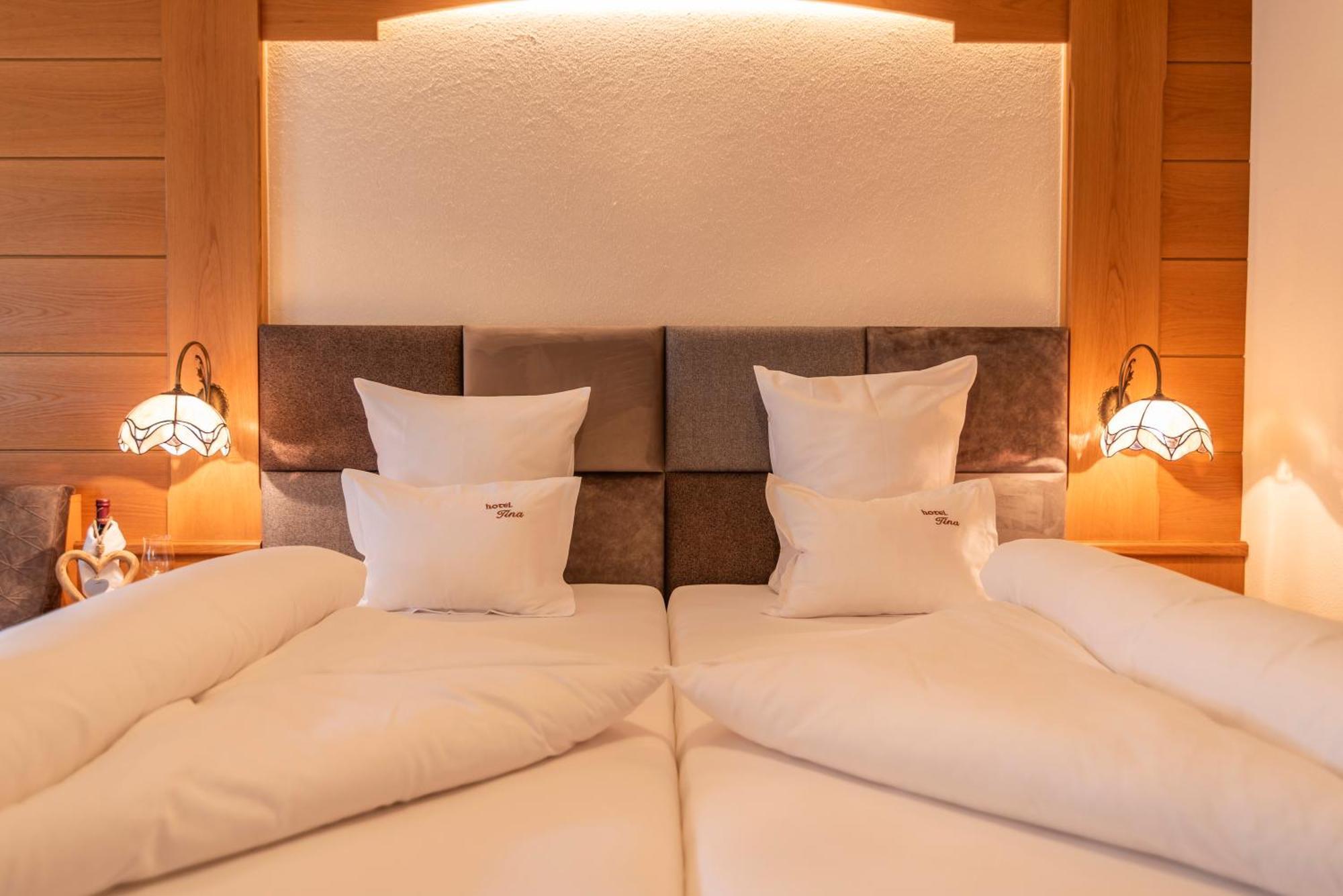 Hotel Garni Apart Tina Ischgl Buitenkant foto