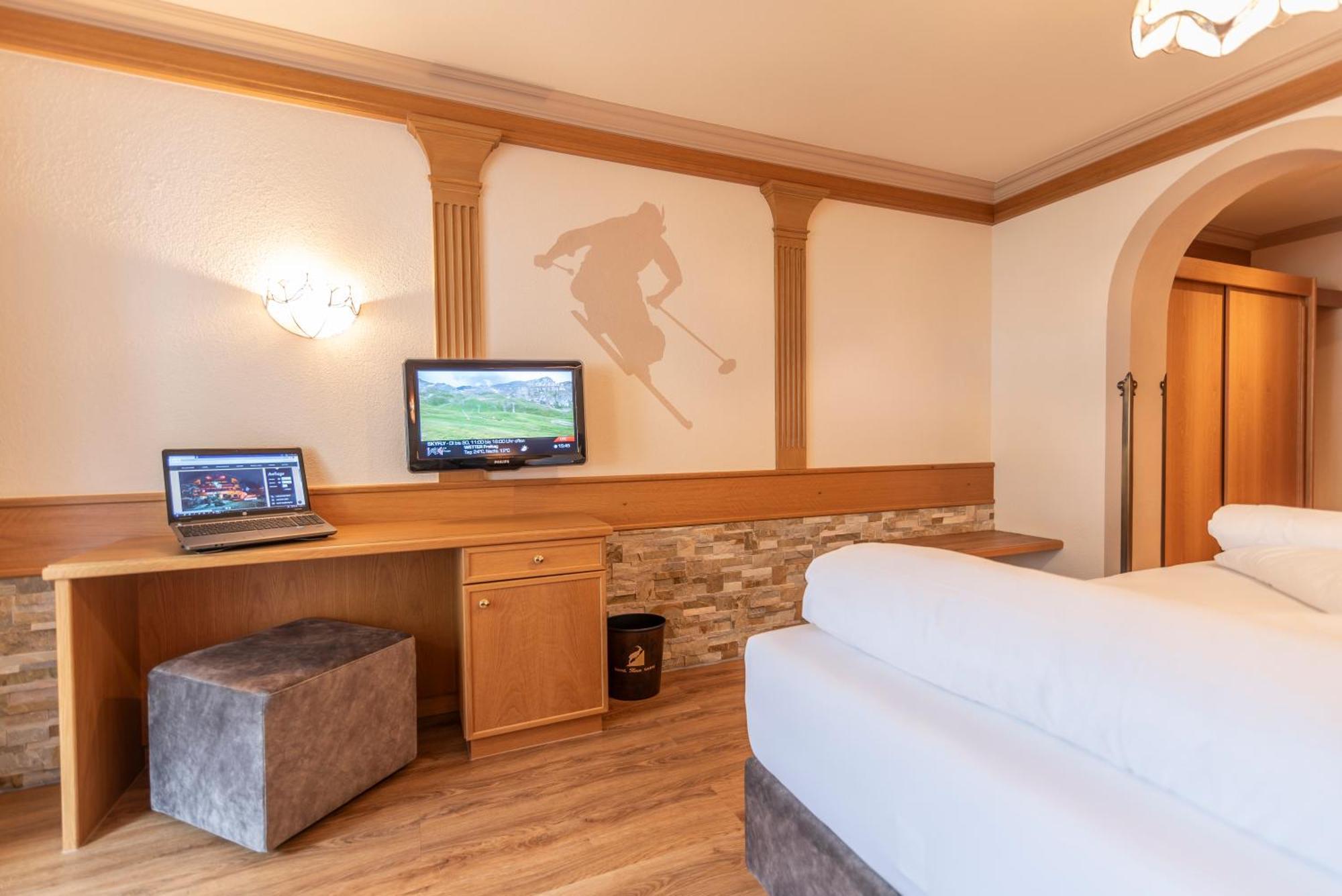 Hotel Garni Apart Tina Ischgl Buitenkant foto